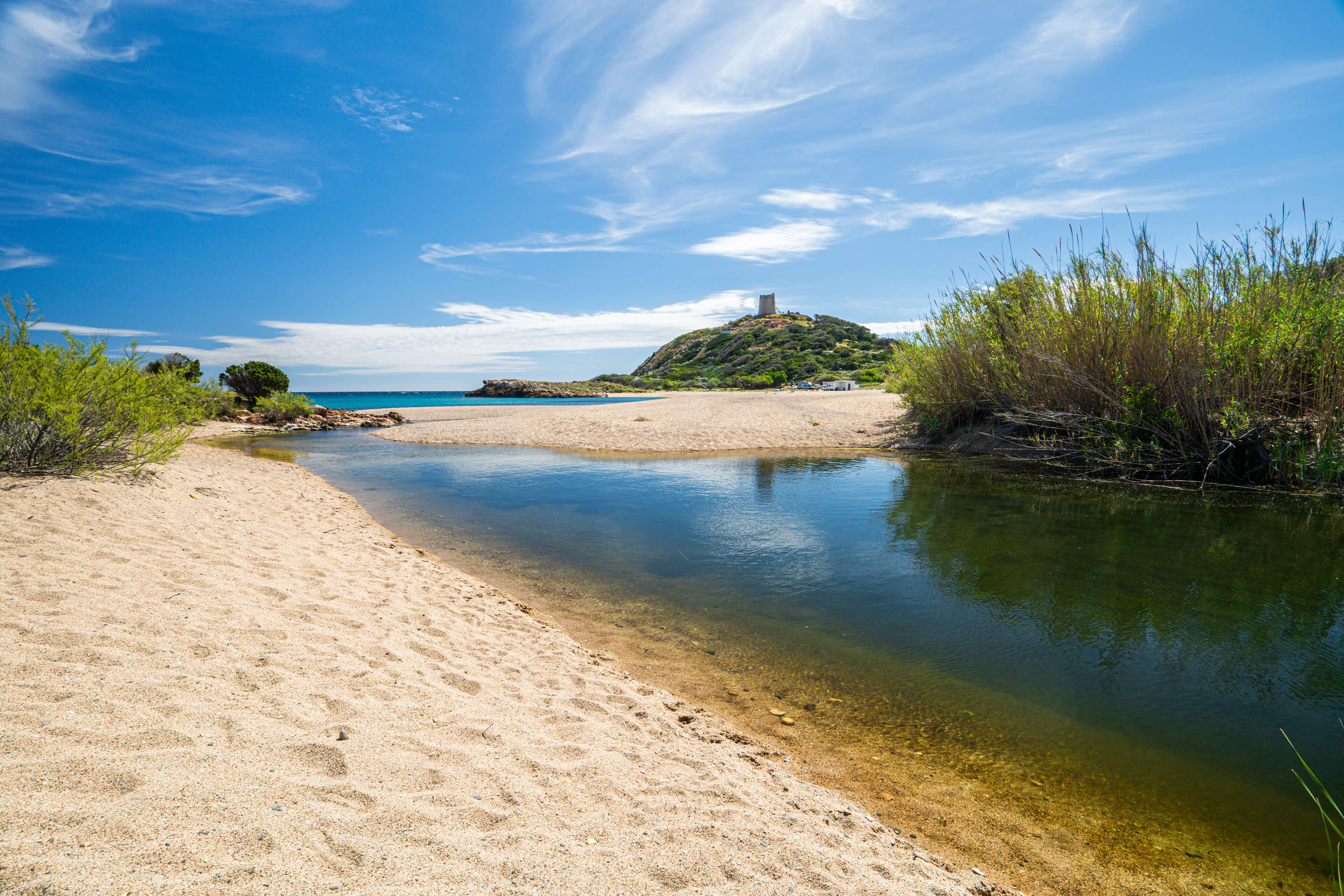Visualizza la notizia: Spiaggia Su Portu