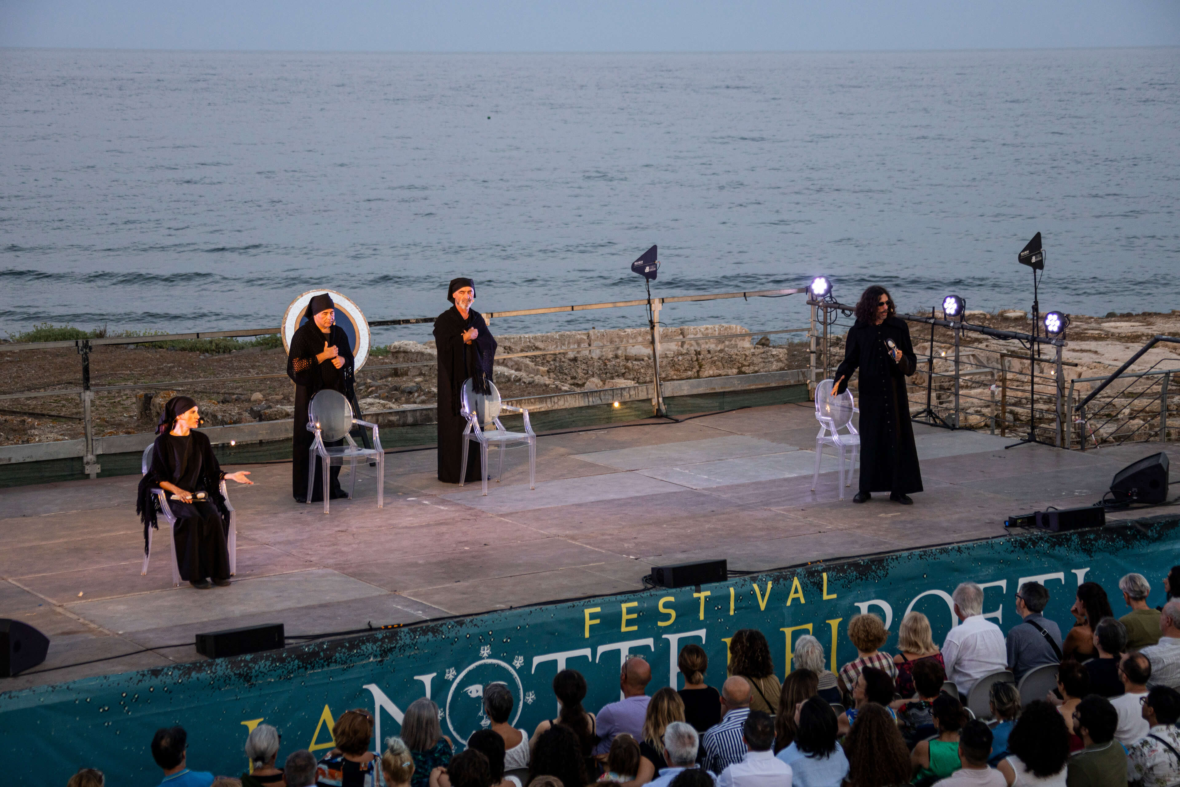 Visualizza la notizia: La notte dei poeti