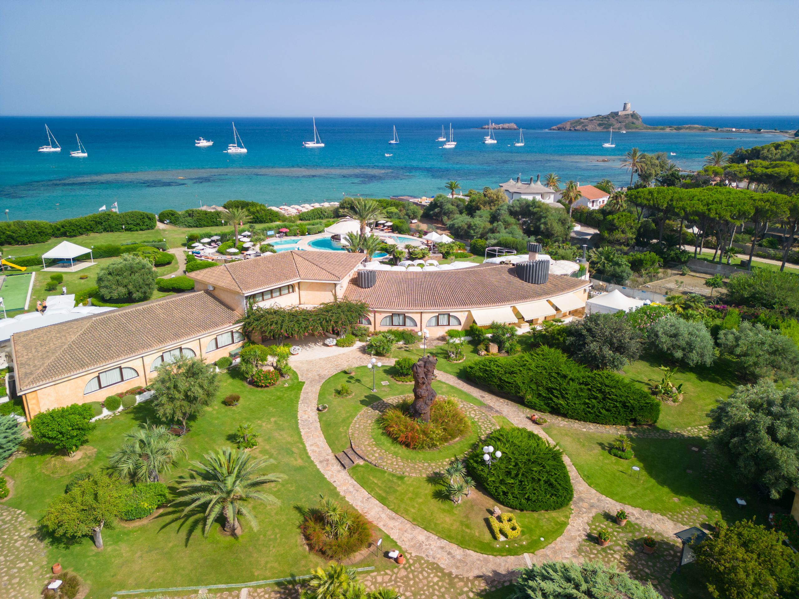 Visualizza la notizia: Hotel Baia di Nora