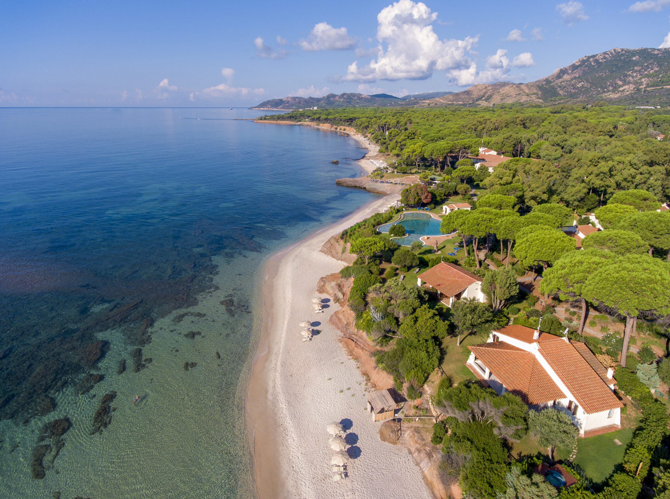 Visualizza la notizia: Luna Sardinia