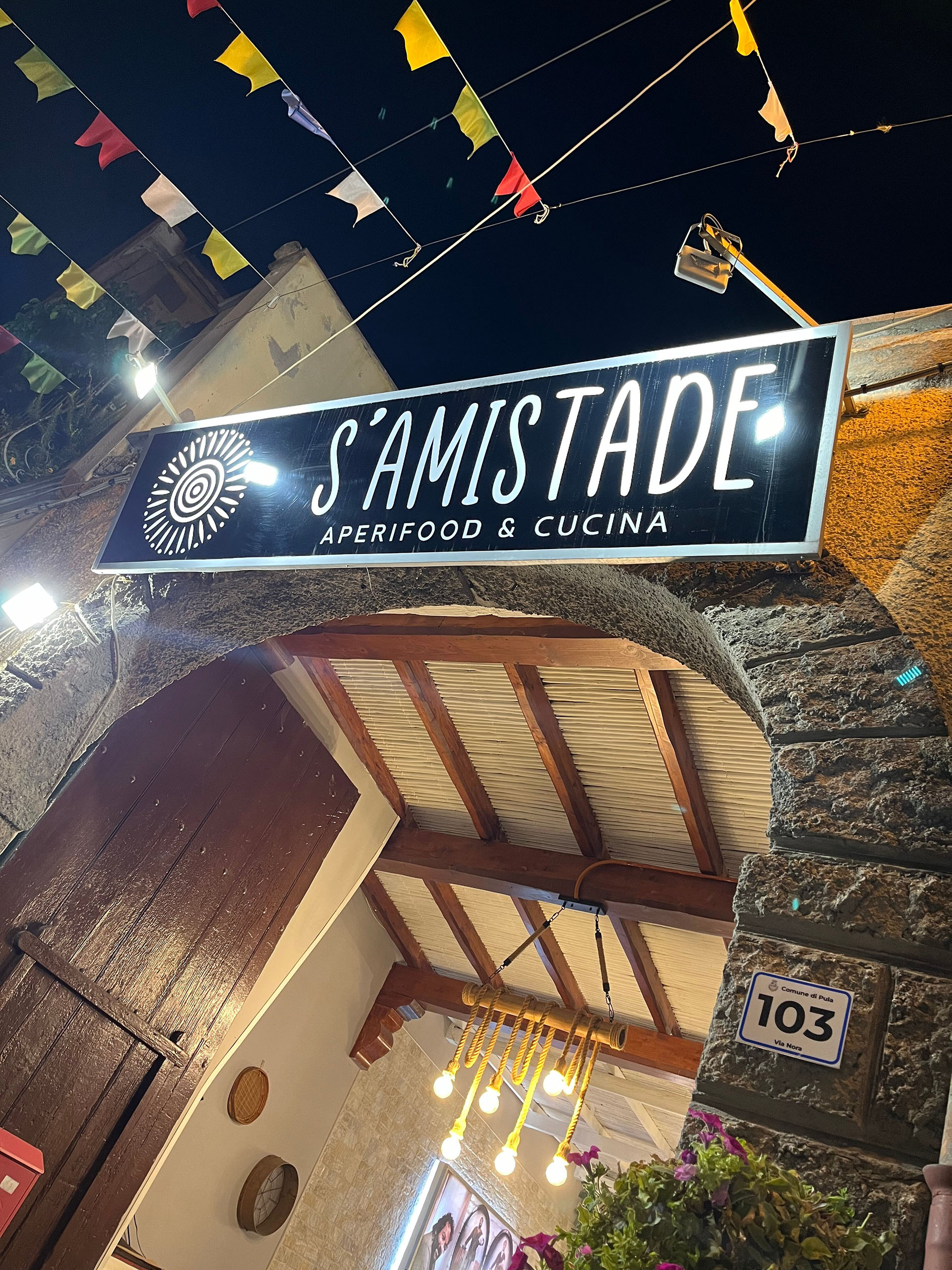 Visualizza la notizia: S'Amistade