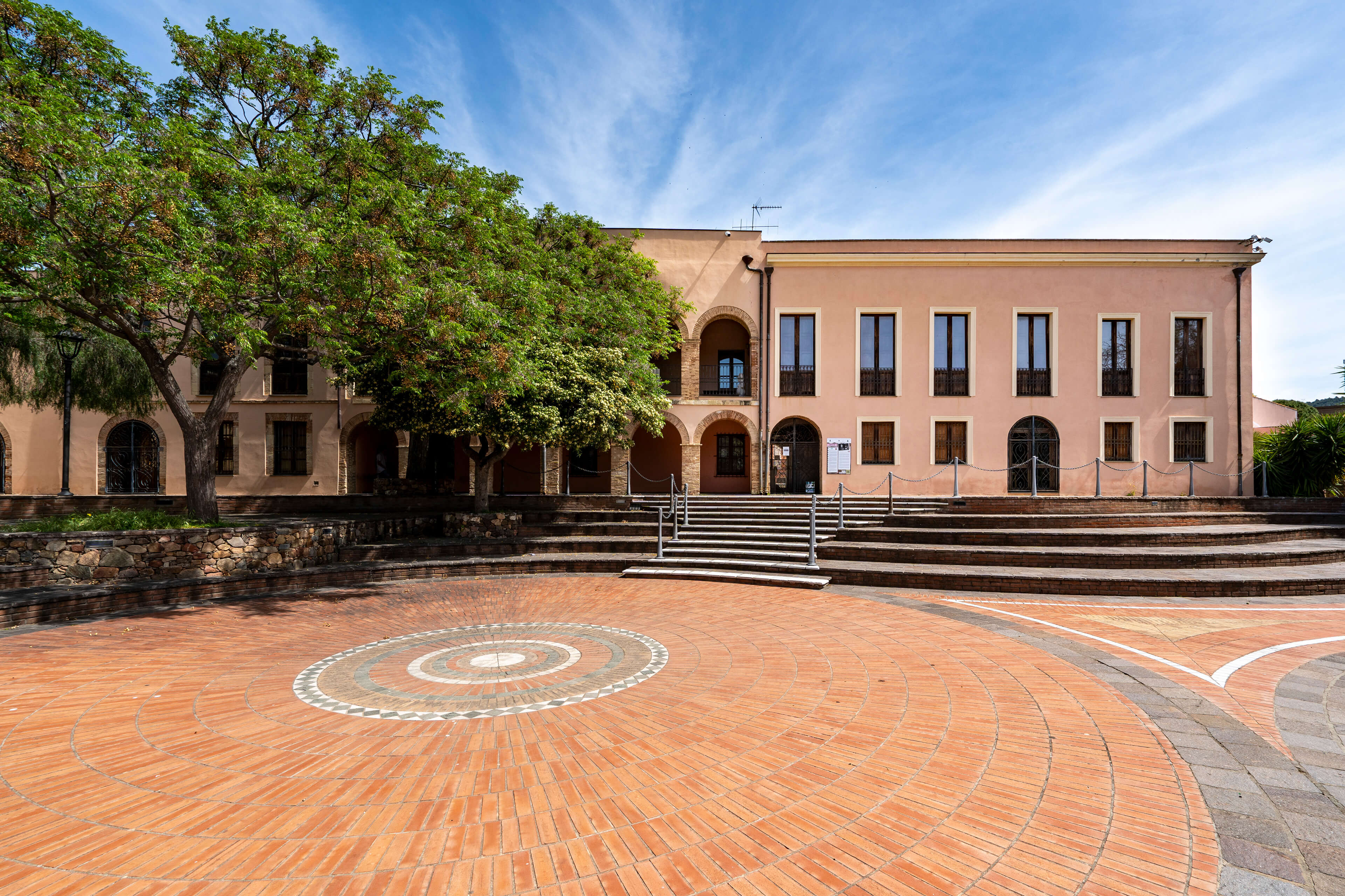 Teulada, palazzo baronale Sanjust